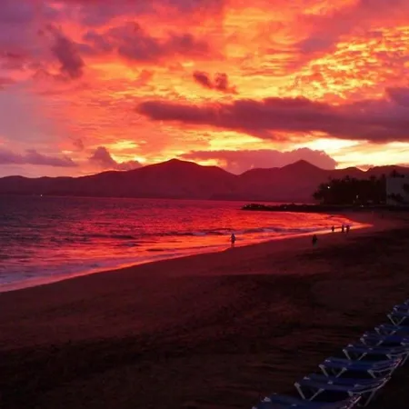 بيت للعطل Duplex Vista Mar بويرتو ذيل كارمين